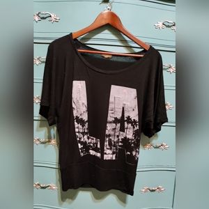 LA black t-shirt Zenana Outfitters
